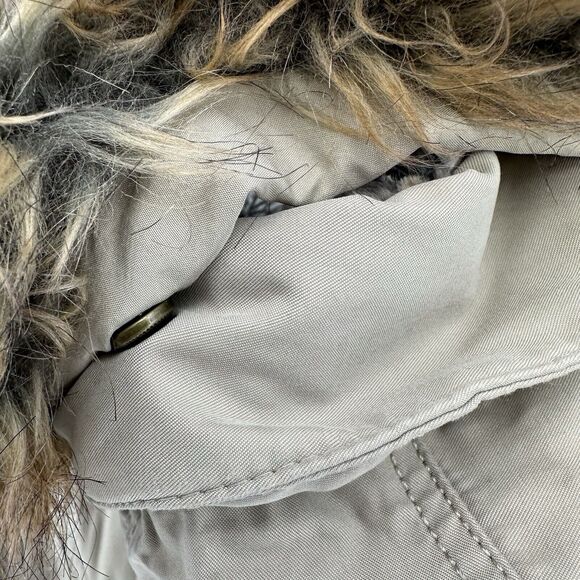 1 Madison Expedition Tan Long Winter Coat Faux Fur Hood Women’s S Retro Preppy‎ - Picture 8 of 10